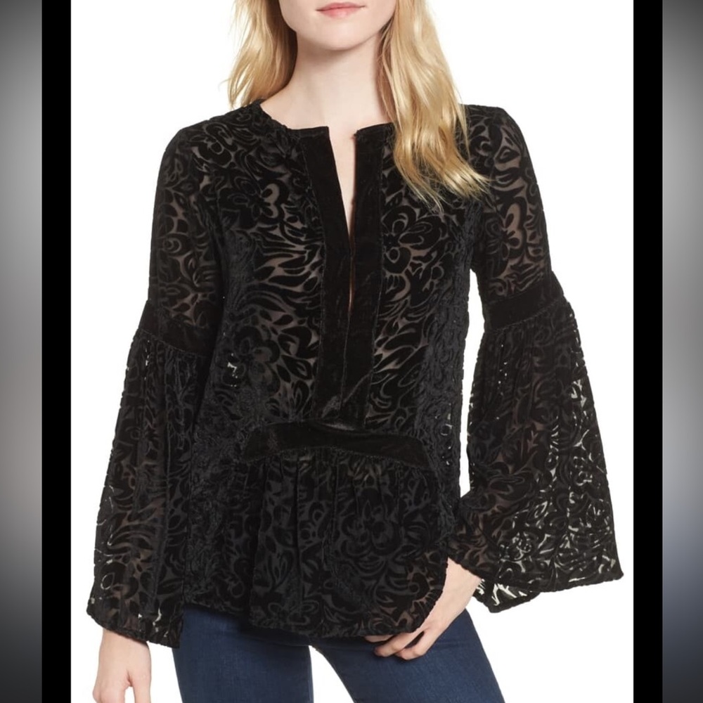 Siyona Artisan Couture BEADED VELVET BELL SLEEVE TOP – ELEGANCE MEETS ARTISTRY